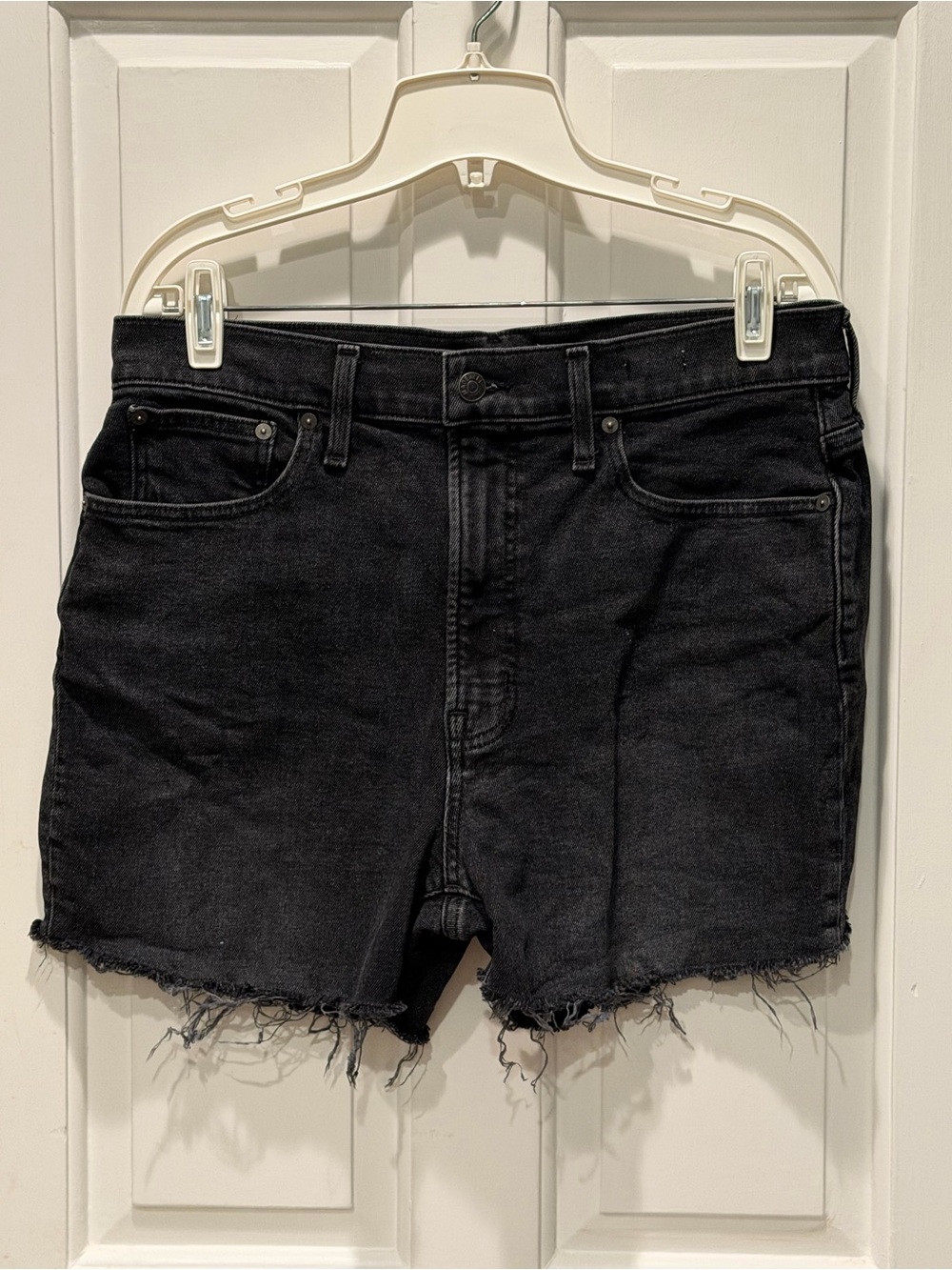 Madewell The Perfect Jean Short Size 30 Inseam 4" Black Denim Raw Hem Cut Off